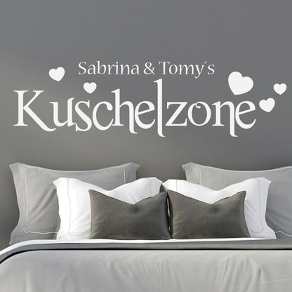 Personalisiertes Wandtattoo Kuschelzone für Paare mit Herzchen