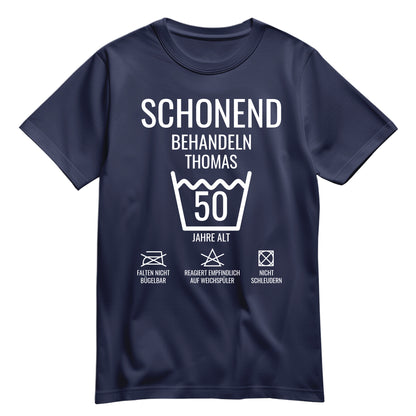 Schonend behandeln – 50 Jahre alt - Geburtstagshirt mit Namen Navy - FULiMA®